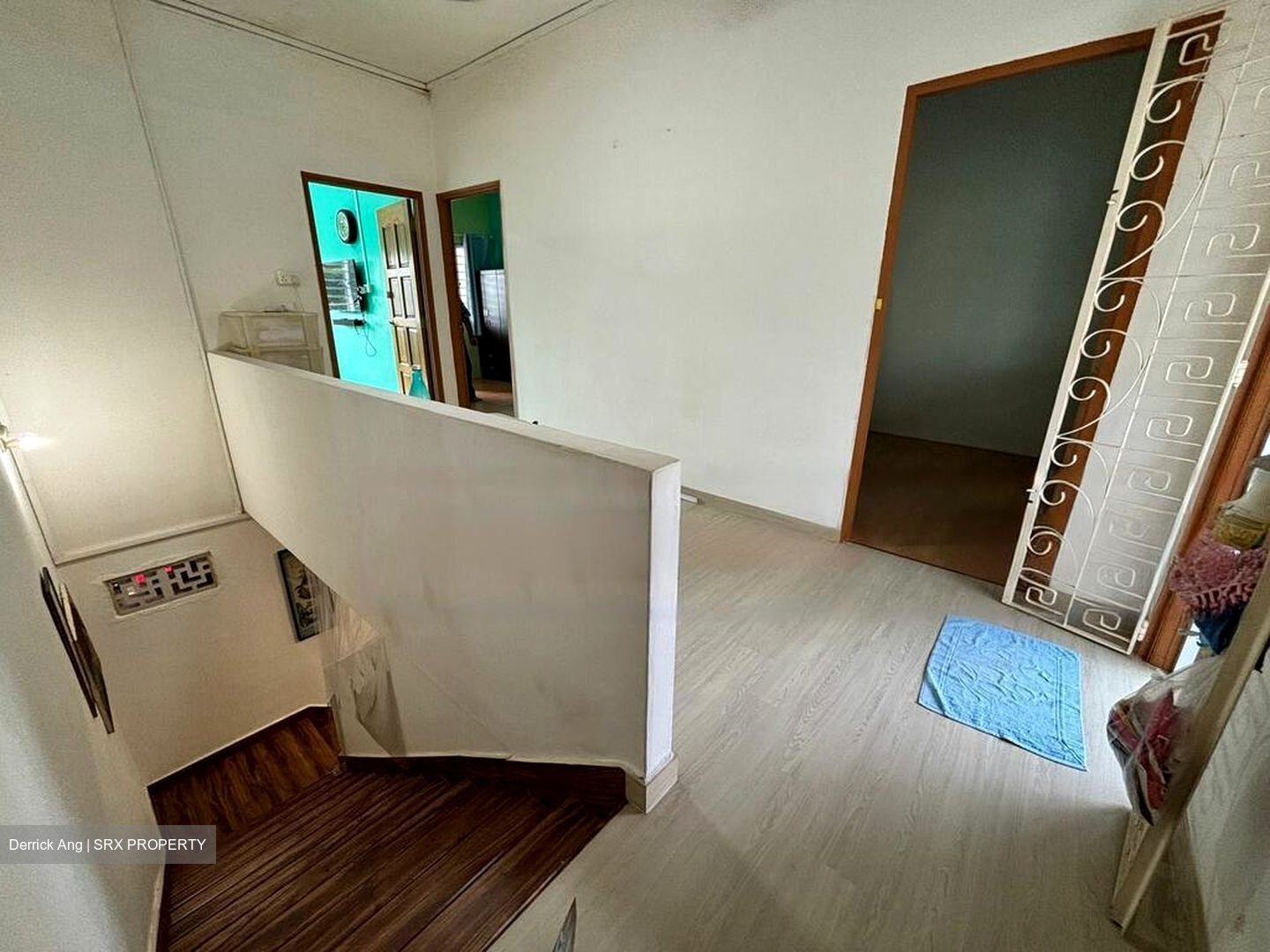 Mount Sinai (D10), Terrace #456398941